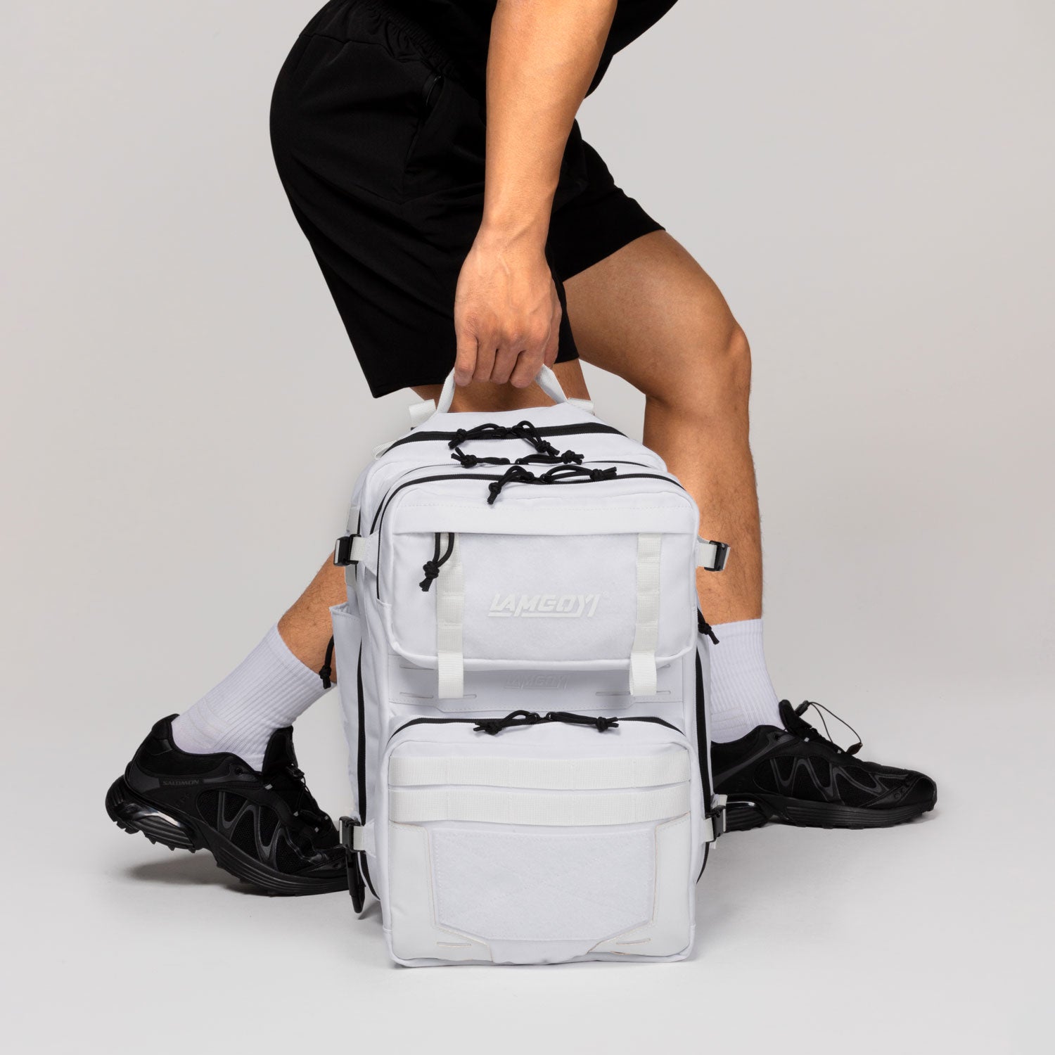 LAMGOYI กระเป๋าเป้ สายฟิตเนส GYM & HYROX Backpack 35L รุ่น TRAIN สีขาว (White)-17